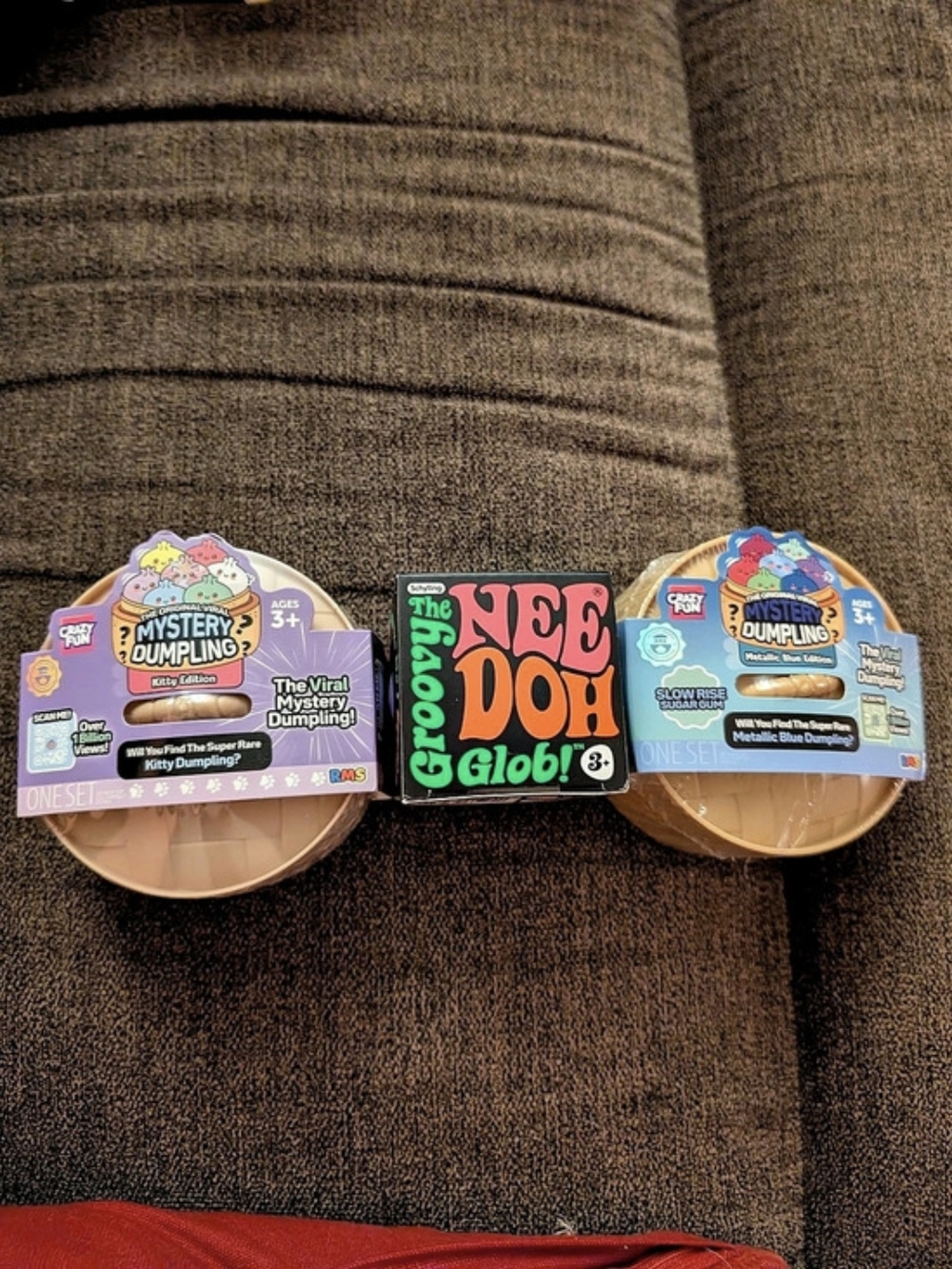Crazy Fun Mystery Dumpling Kitty Edition and Nee Doh Groovy Glob! Toy Bundle NWT